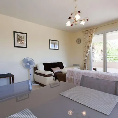 Two Bedroom With Terrace In New Secure Building Near Palais And Beaches 515 Apartament *