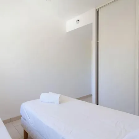 Two Bedroom With Terrace In New Secure Building Near Palais And Beaches 515 Apartament *