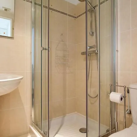 Terrace Apartment: Near Palais And Beaches Cannes